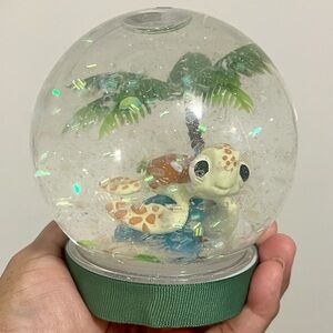 Squirt Snow Globe with Palm Tree